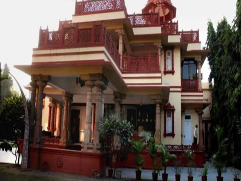 Hotel Siddhartha Palace Ahmedabad Luaran gambar
